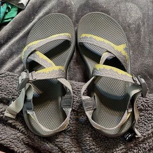 Mens Chacos